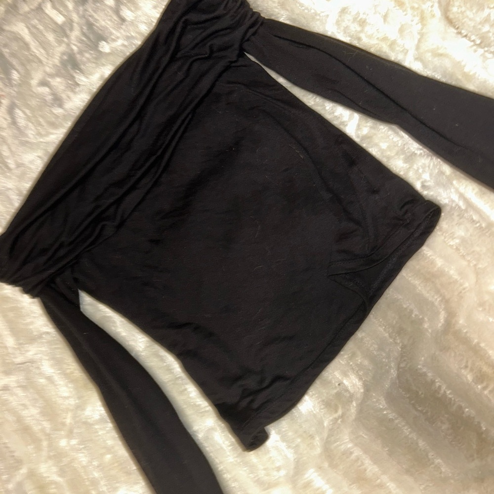 Black fold over top in 2000’s style